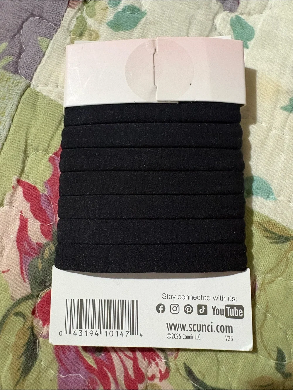 scünci Black Seamless Hair Ties - Medium Hold (8 Pack)